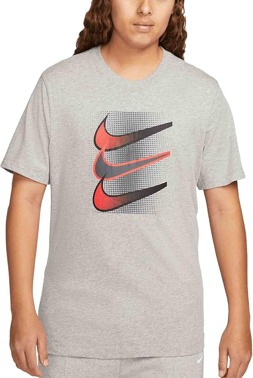 Nike - Men’s Nike Sportswear Triple Swoosh Graphic T-Shirt